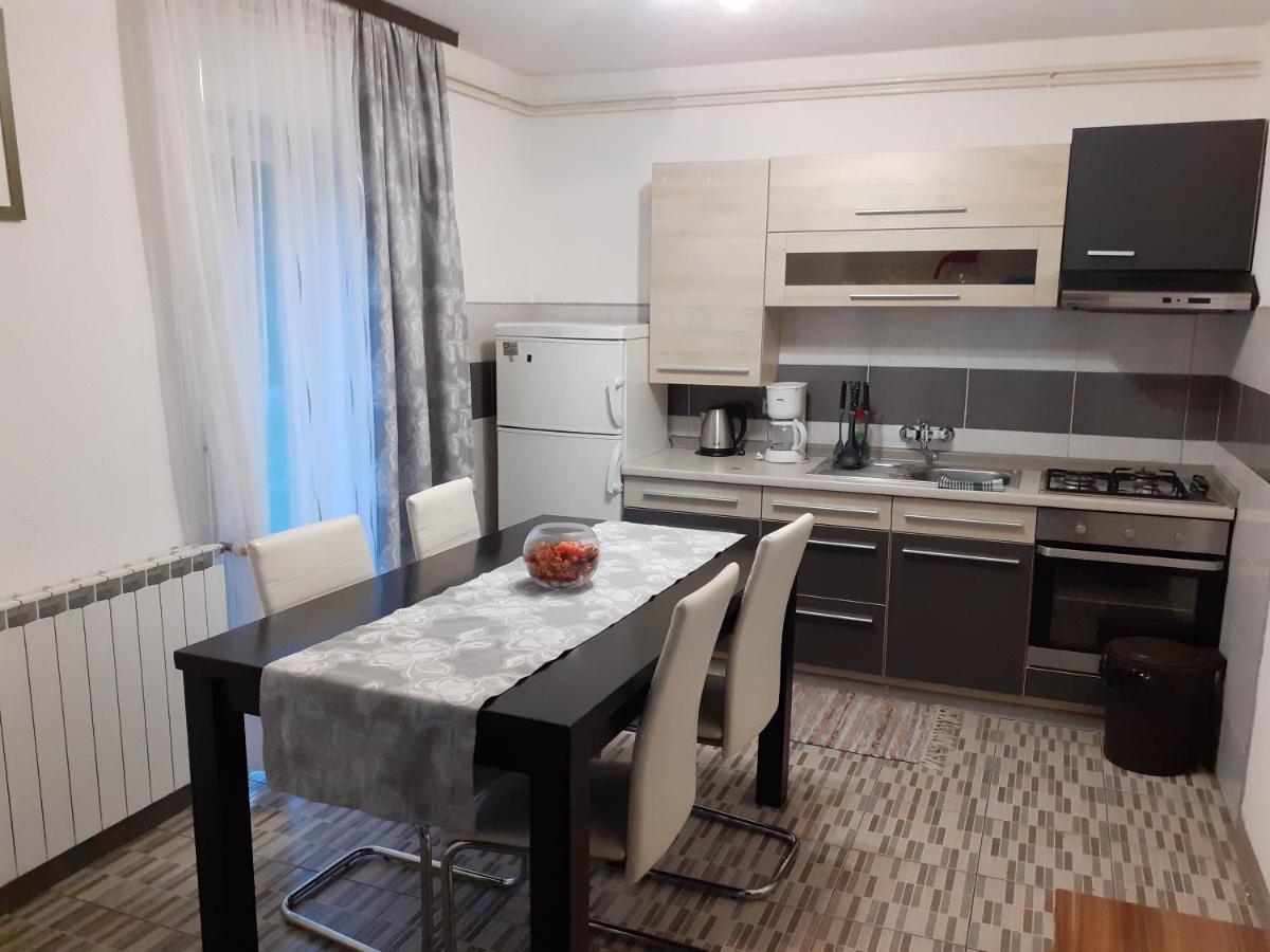 Guesthouse Blazenka Hodak Селиште-Дрежничко Экстерьер фото